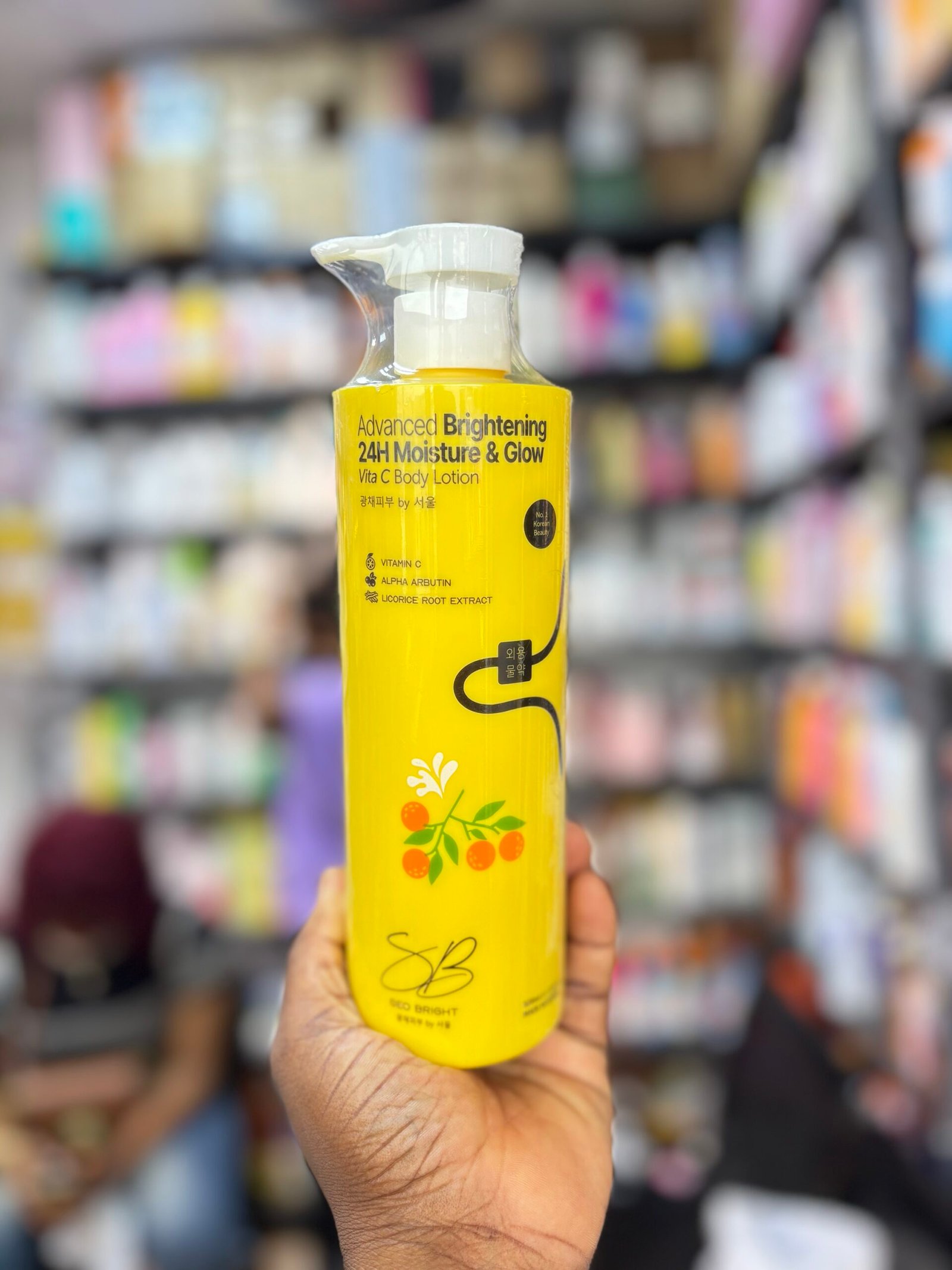 img_7196 SEO Bright Advanced Brightening 24H Moisture & Glow Vita C Body Lotion — 520ml - Image 1