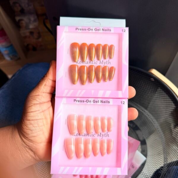 Romantic myth Press on gel nails cat eye