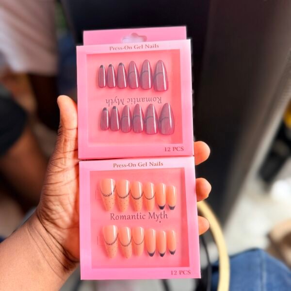 Romantic myth press on gel nails cat eye with design